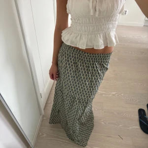 Mönstrad maxikjol  - Så fin mönstrad långkjol💕 använd en gång 