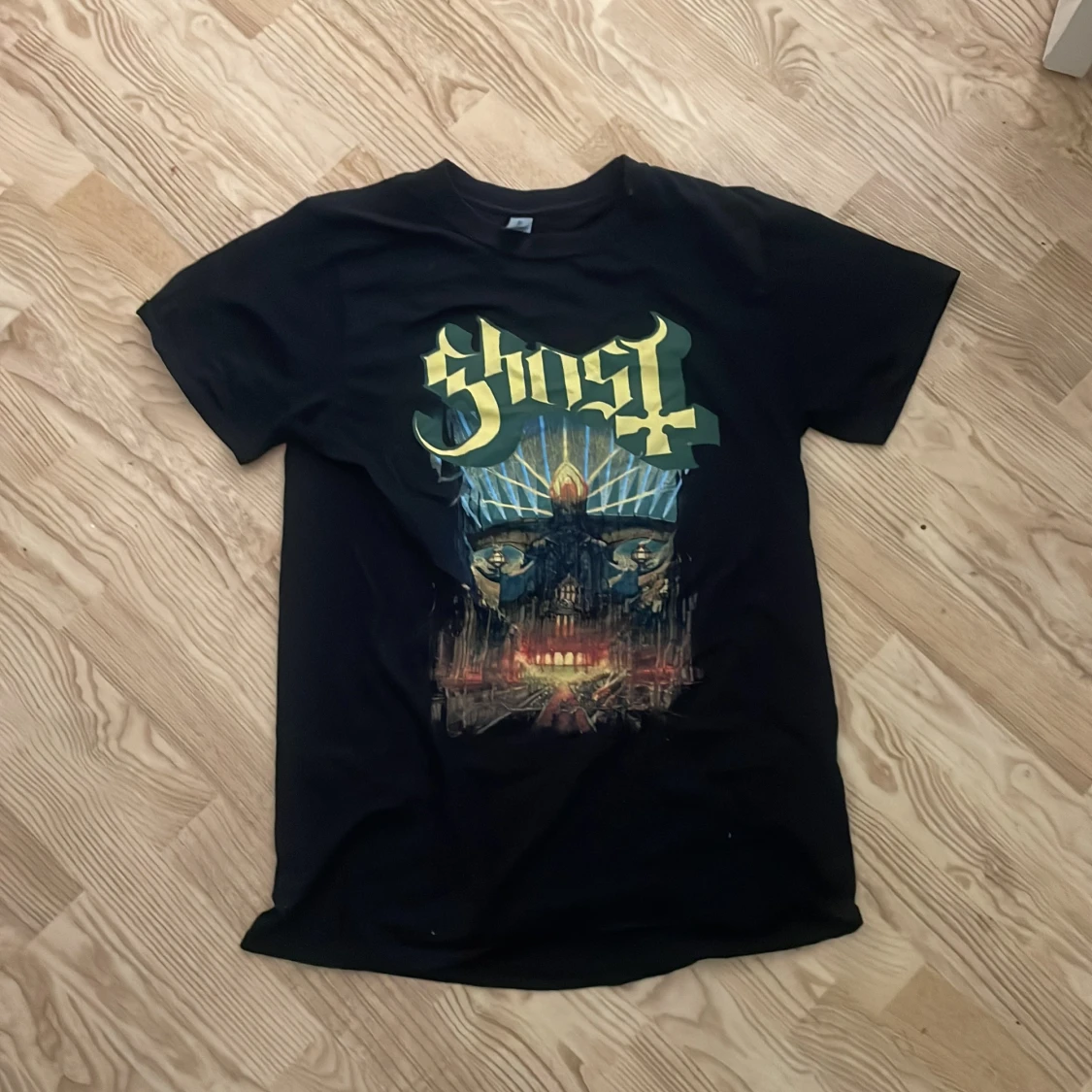 t-shirt ghost