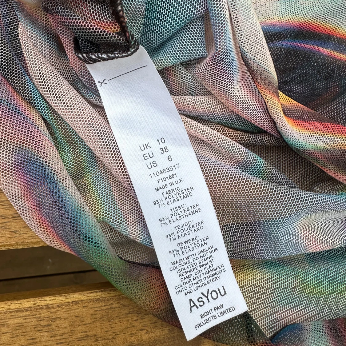 Asymmetrisk och unik mesh topp i storlek 38 (S/M) - 93