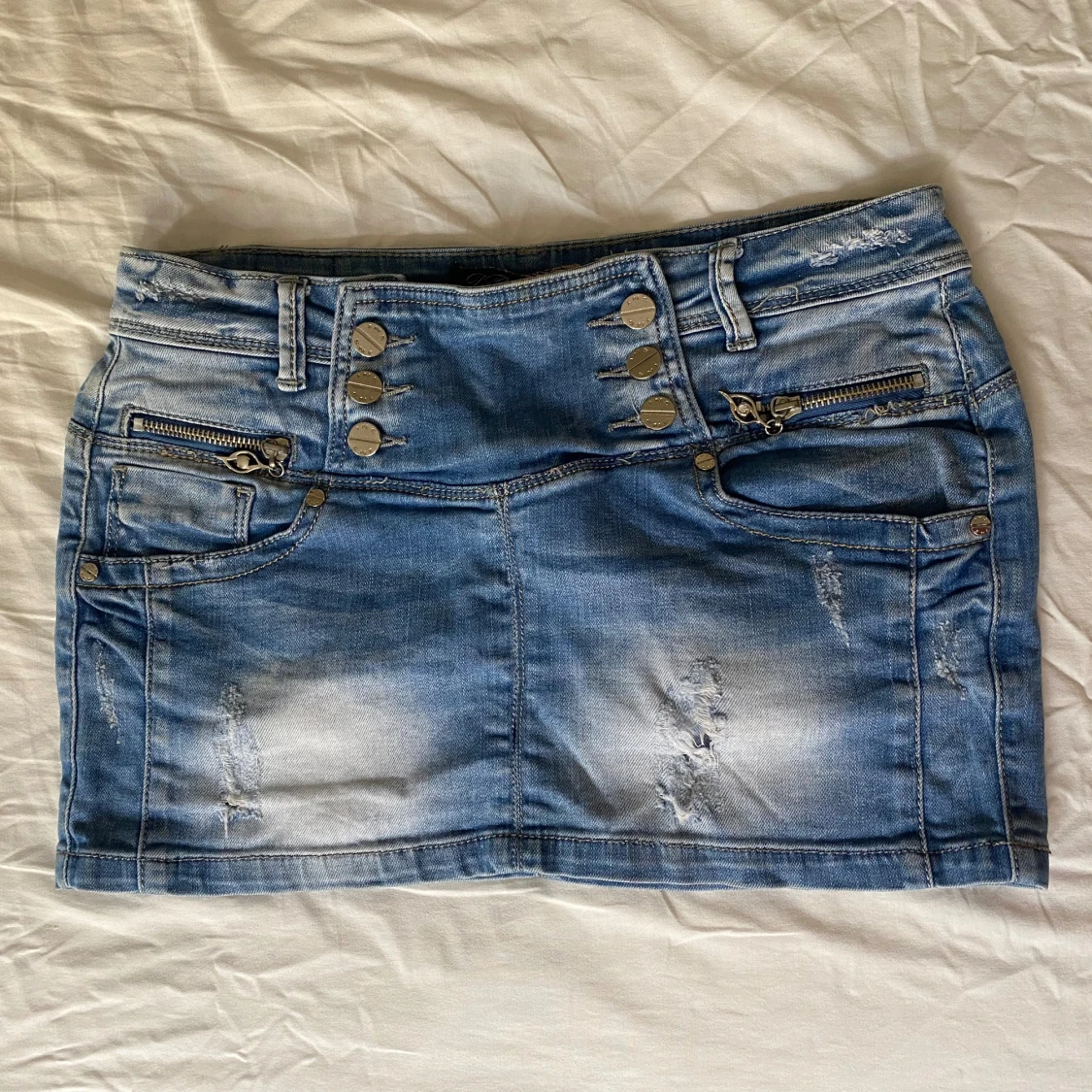 Lågmidjad jeanskjol - 90