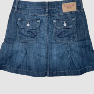 Edc kjol med fickor fram - Super snygg kjol! Fickor bak med snygga detaljer🔥