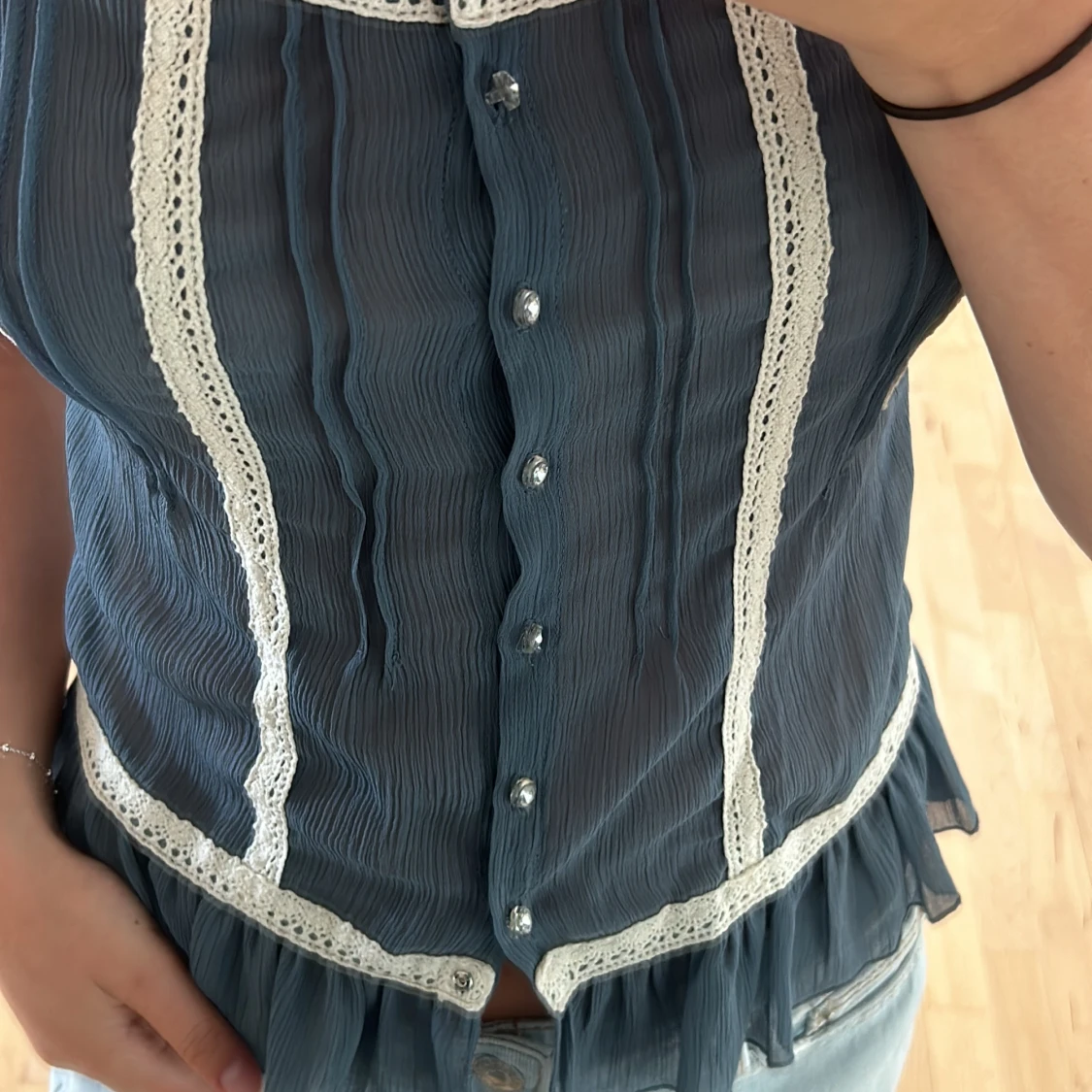 Linne med brodyr - 91