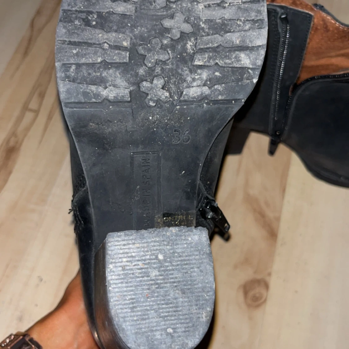 Korta stövletter  - 90