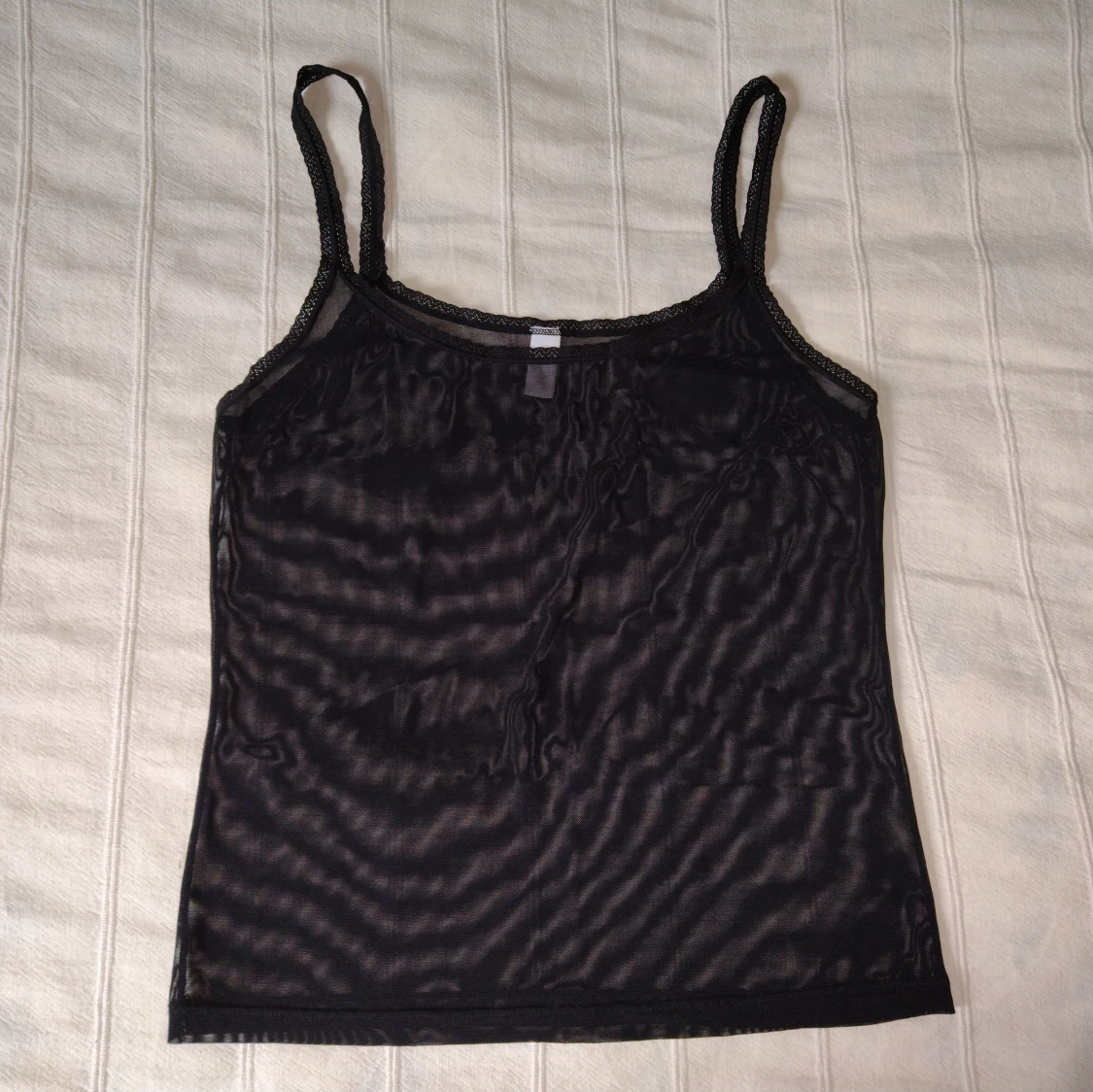 Svart see through linne med spets - genomskinlig topp i mesh - 91