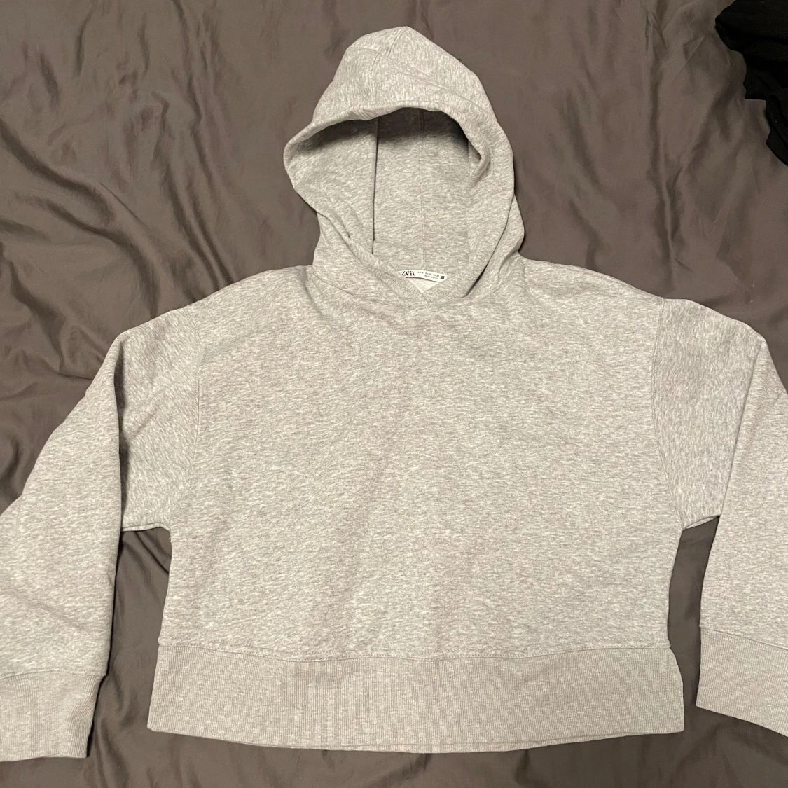 Croppade luvtröjor - 91