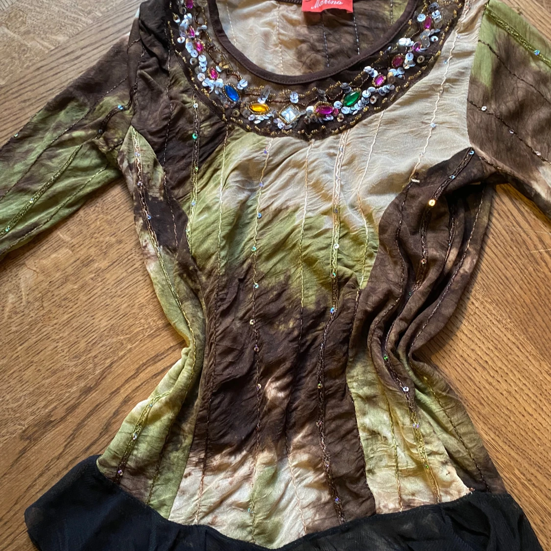 Cool vintage top med stenar och paljetter - 90