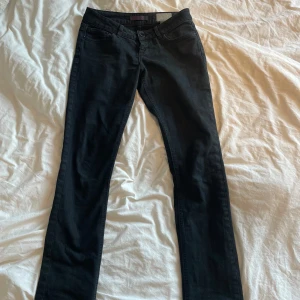 LTB jeans  - Säljer dessa jeansen då dom inte kommer till användning. W28 L34 och passar mig som vanligtvis har S/M och är 165. Priset diskuteras vid snabb affär och om ni har några frågor är det bara att fråga.