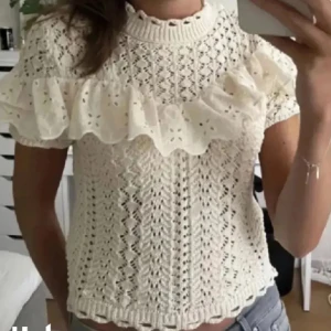 Stickad blus  - Jättefin stickad blus från zara!