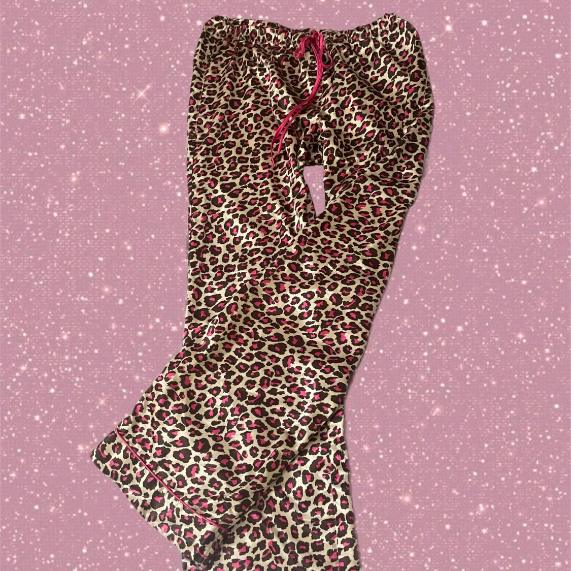 Leopard pyjamas byxor