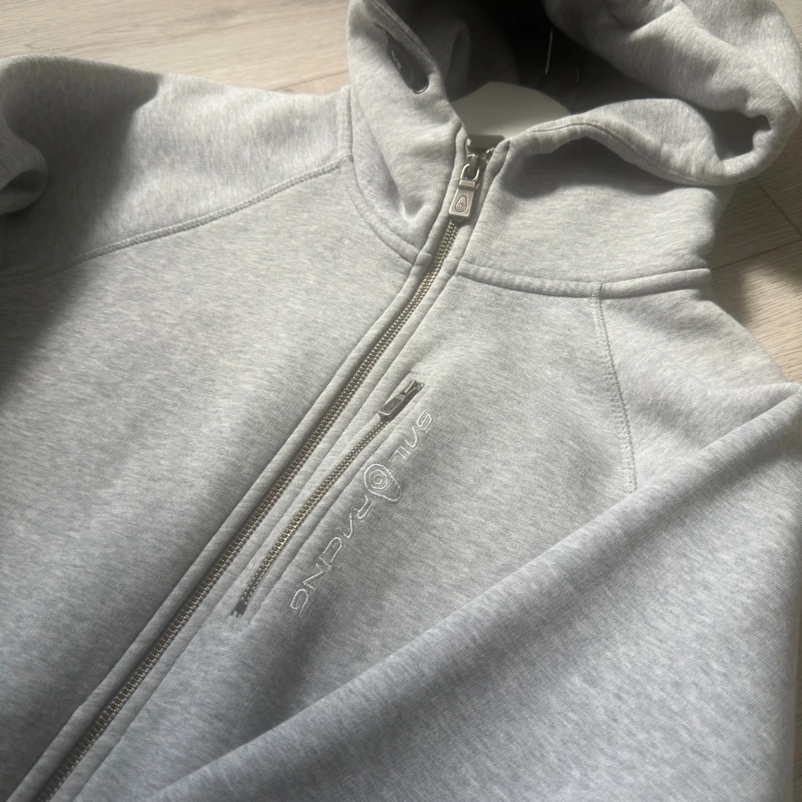 Sail racing huvtröja grå - 90