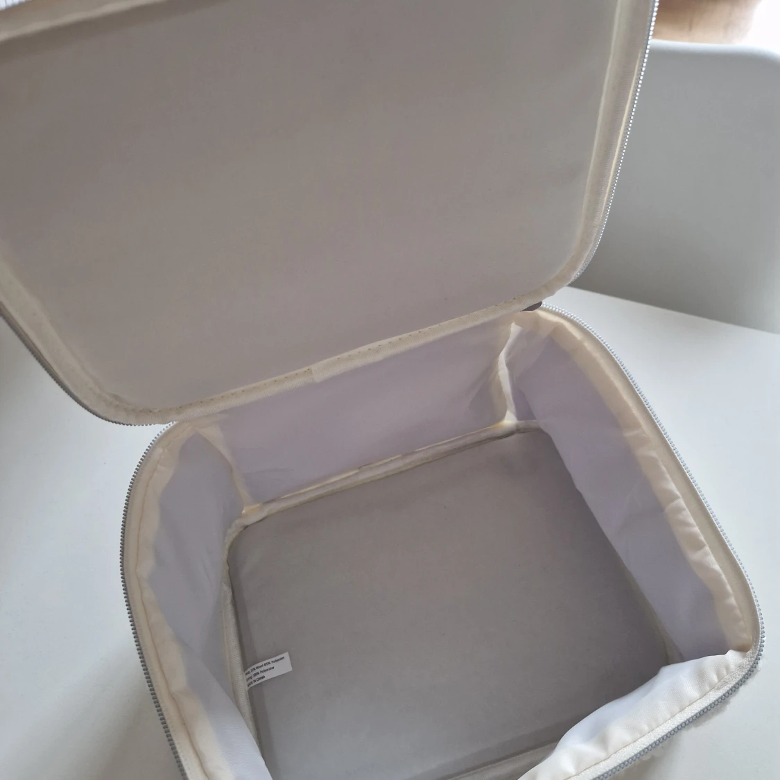 Caia necessär  - 90