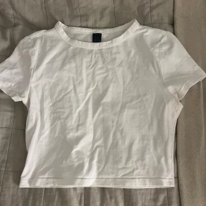 vit t shirt - vit t shirt