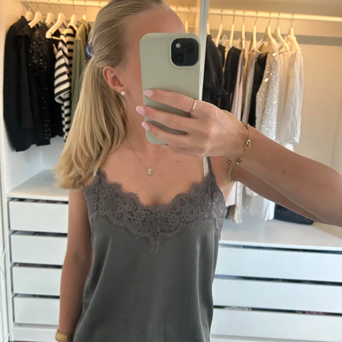 Grått siden linne Twist&Tango