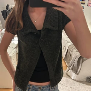 Stickad topp  - Återpublicerar!