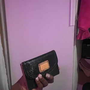 Plånbok från guess - Liten o fin plånbok från guess 