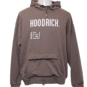 Hoodrich set - Säljer mitt bruna hoodrich set i storlek S. Bra skick och väldigt skönt. Säljer pga ingen användning. Pris och separat köp går att diskutera. 