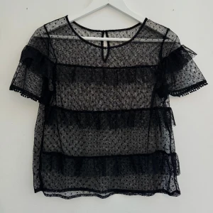 Spets topp - Superfin volang spetstopp