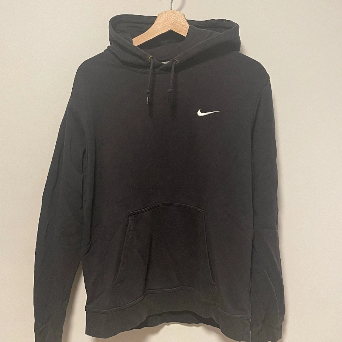 Classic Nike Hoodie, Large