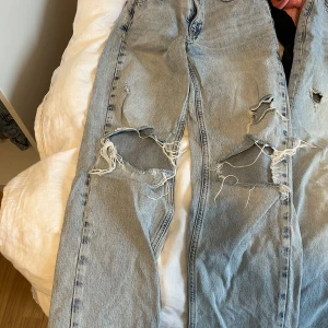 Jeans  - Jeans , storlek 30 från Gina Tricot.  