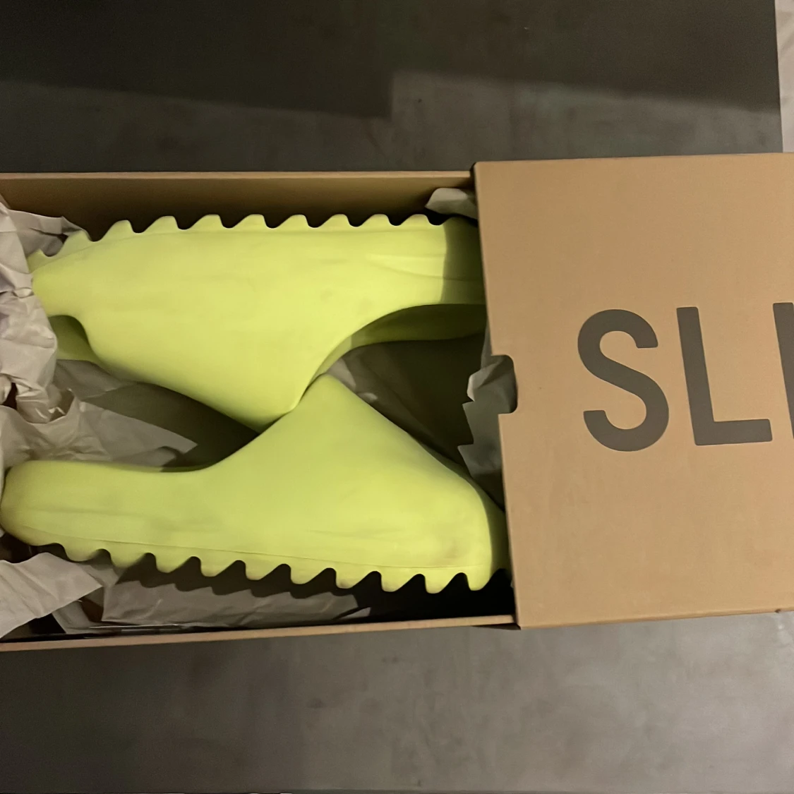 YEEZY SLIDE - 91