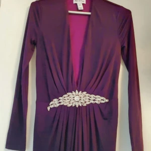 Festklänning  - Nyskick 