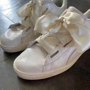 Puma skor - Såå fina skor som aldrig kommit till användning🤍🤍