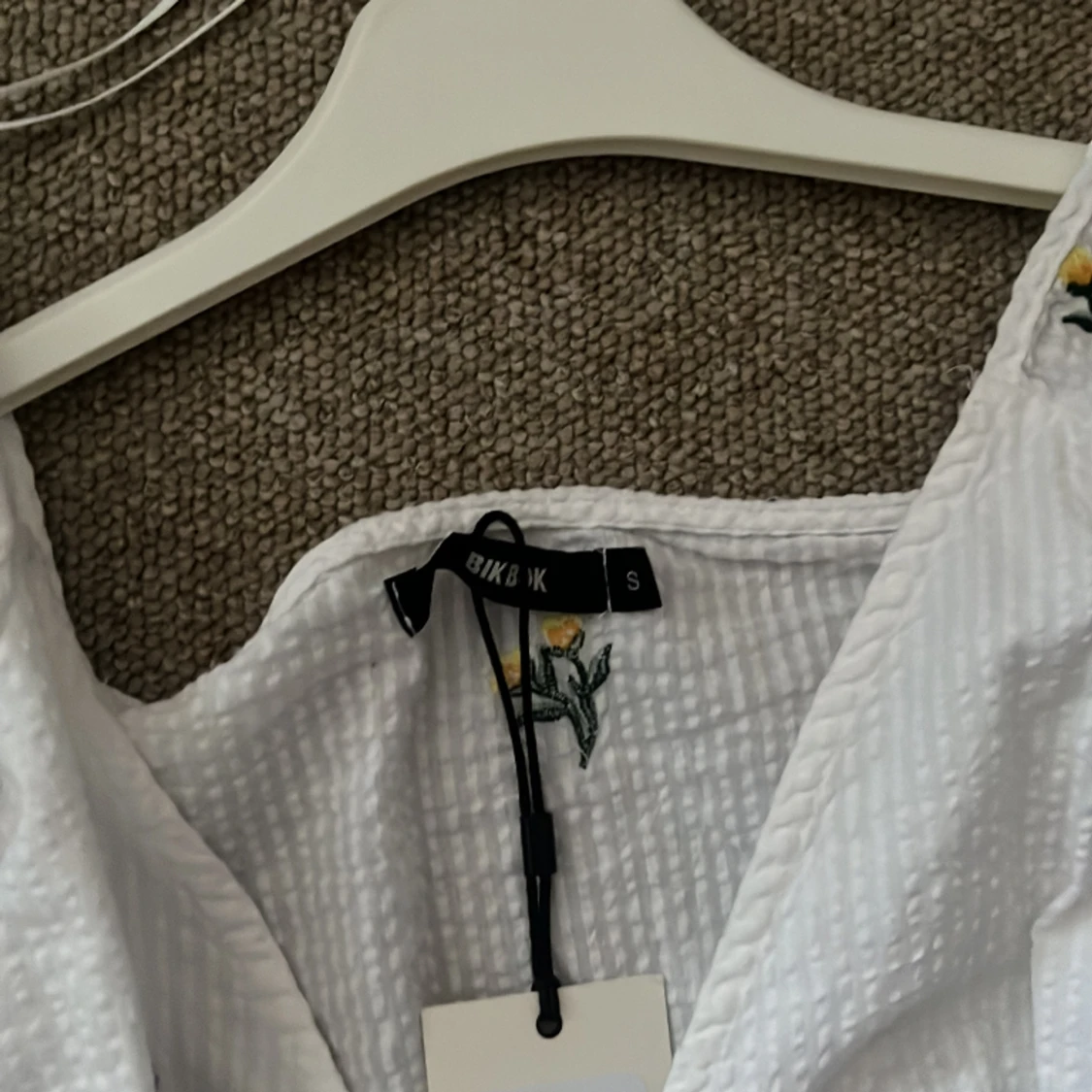 Super gullig blus - 90