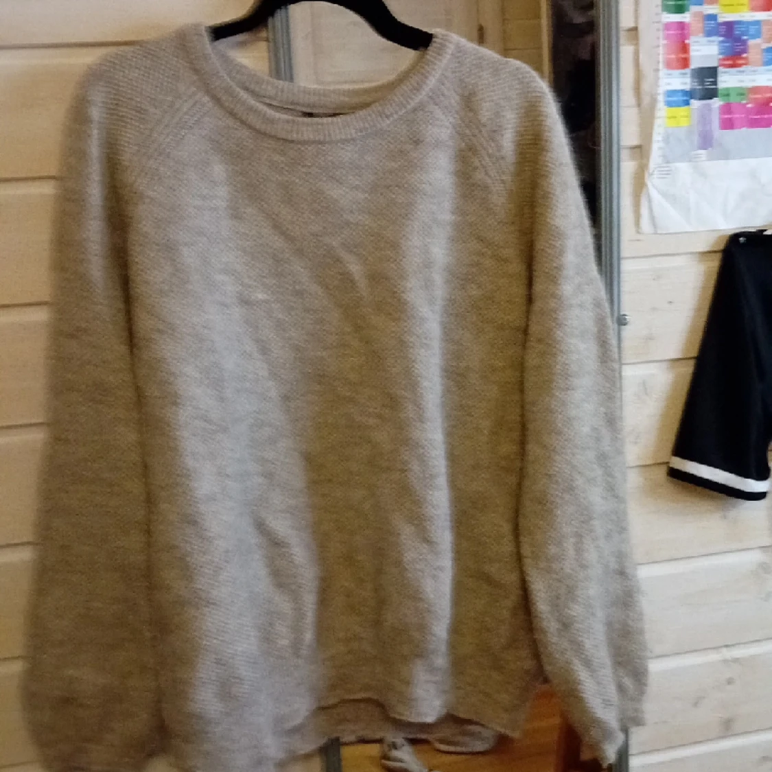 Säljer denna stickade tröja som är för stor😊  - 91