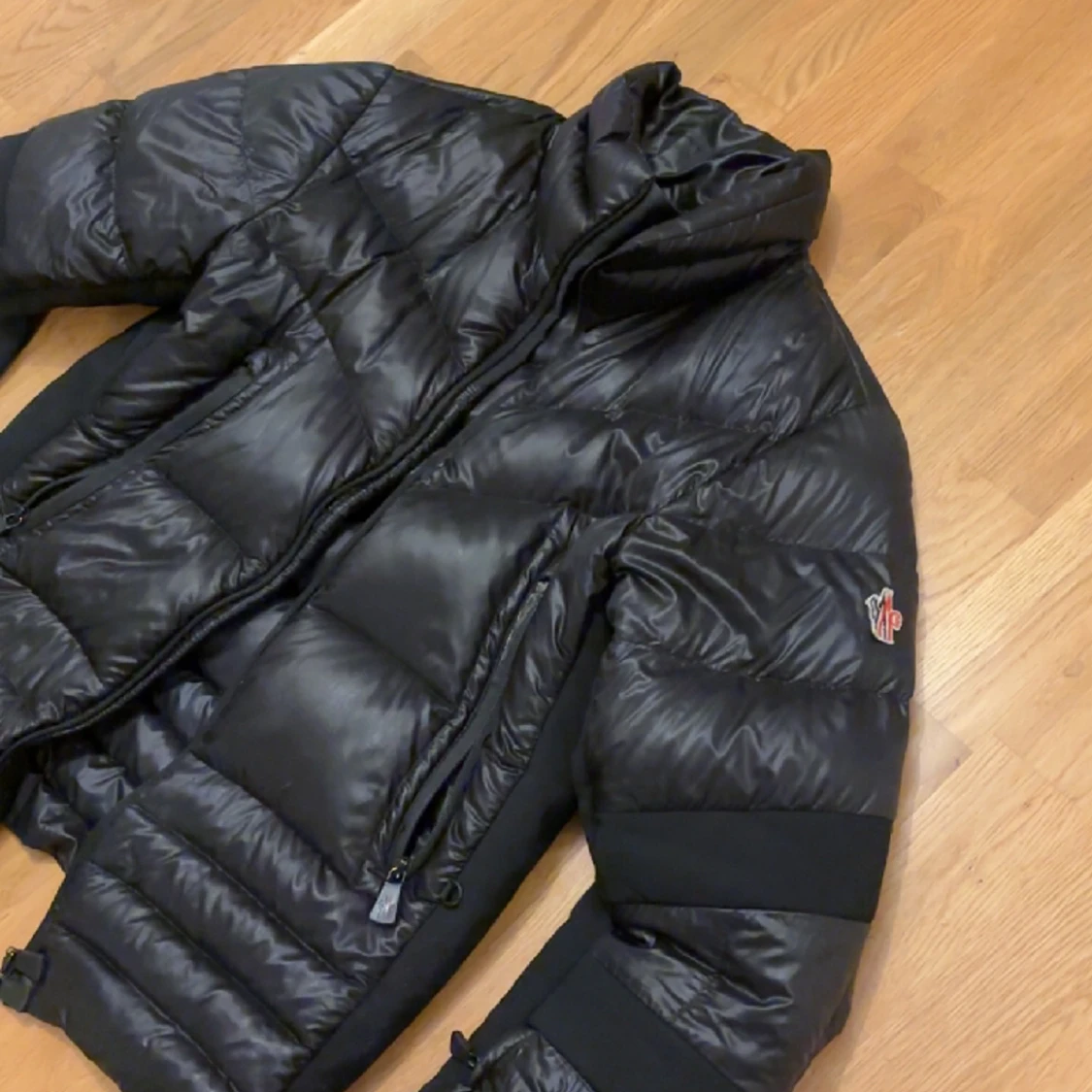 Moncler jacka - 90