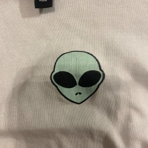 Magtröja  - Magtröja i bra skick använd 5-10 gånger säljer för att den blivit förliten❤️