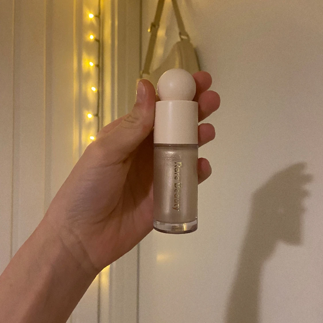 Rare beauty liquid highlighter - 90