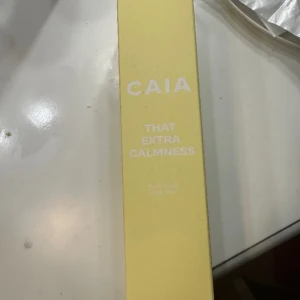 Helt Ny oöppnad Caia , That extra Calmes  - Helt Ny oöppnad Caia mist , That extra calmnes .  Ordinarie pris 285,, säljer för 100 Finns  i Åmål kan skickas 