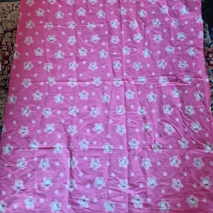 Hello kitty gardiner - 2 st väldigt fint skick