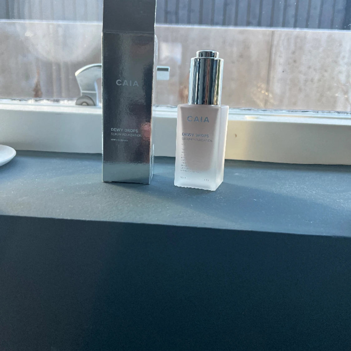 Dewy drops serum foundation - 91