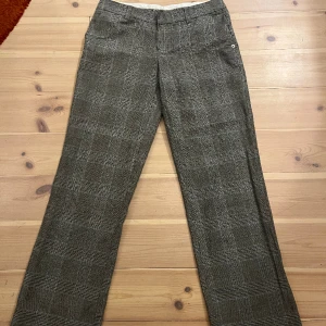 Kostymbyxor  - Snygga kostymbyxor med snygga fickor !!!🫰🫰🫰💋💋