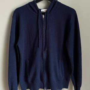 Kashmir blandad hoodie - Mörkblå - Inga hål eller defekter- Storlek S