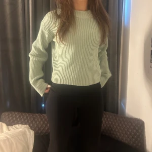 Stickad tröja - Super fin stickad tråja från Vera moda, nästan aldrig andvänd