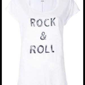 Zadig & voltaire tskjorte - Selger denne fine t-skjortene fra zadig&voltaire da den ikke blir brukt💗