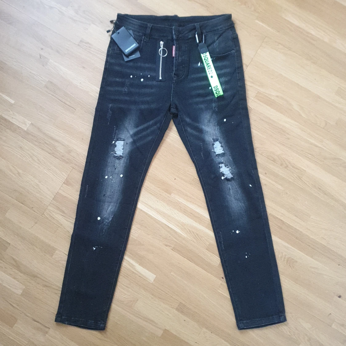 DSQUARED2 Jeans Svart NYSKICK! SS22