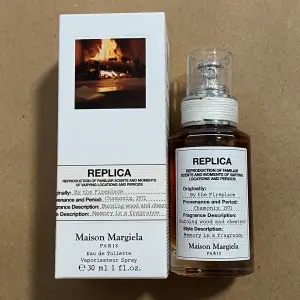 Ny endast testad Maison Magiela Replica - By The Fireplace 🔥Original pris hos kicks 825:-