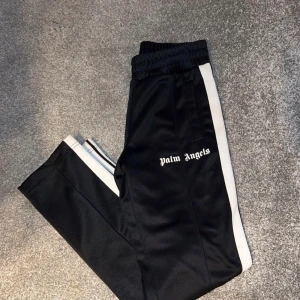 Palm angels byxor  - 9/10   Instagram dm 