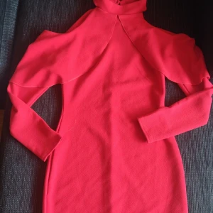 Klänning  - Sjukt fin klänning. Fint skick ⭐ Stl 36. 