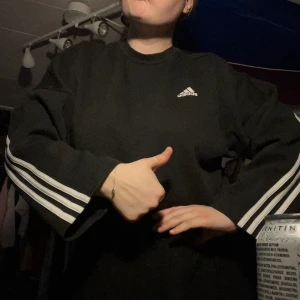 Träningströja  - 🖤🤍