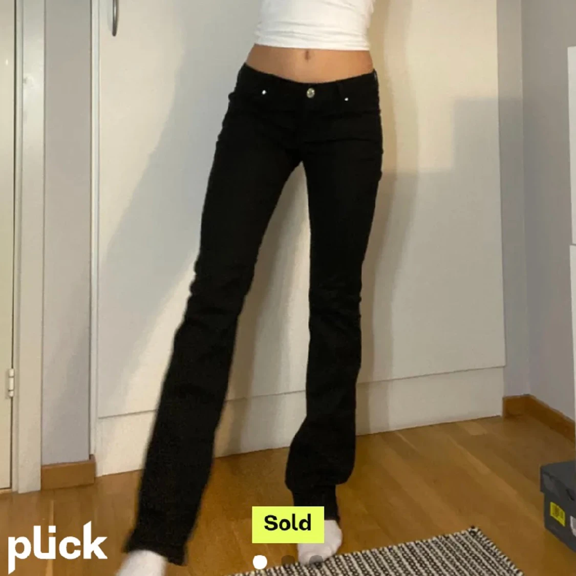 svarta jeans