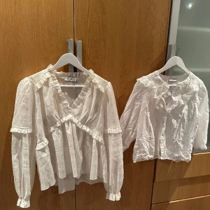 Blusar - Säljer blusar, säljer inte båda för 100 skriv vid intresse!
