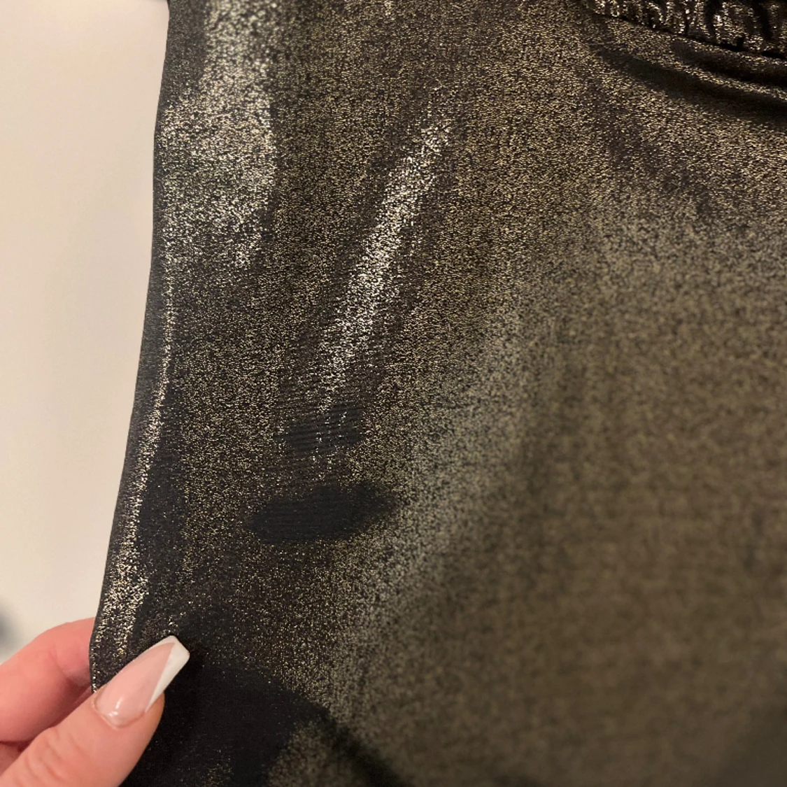 Glammig klänning - 91