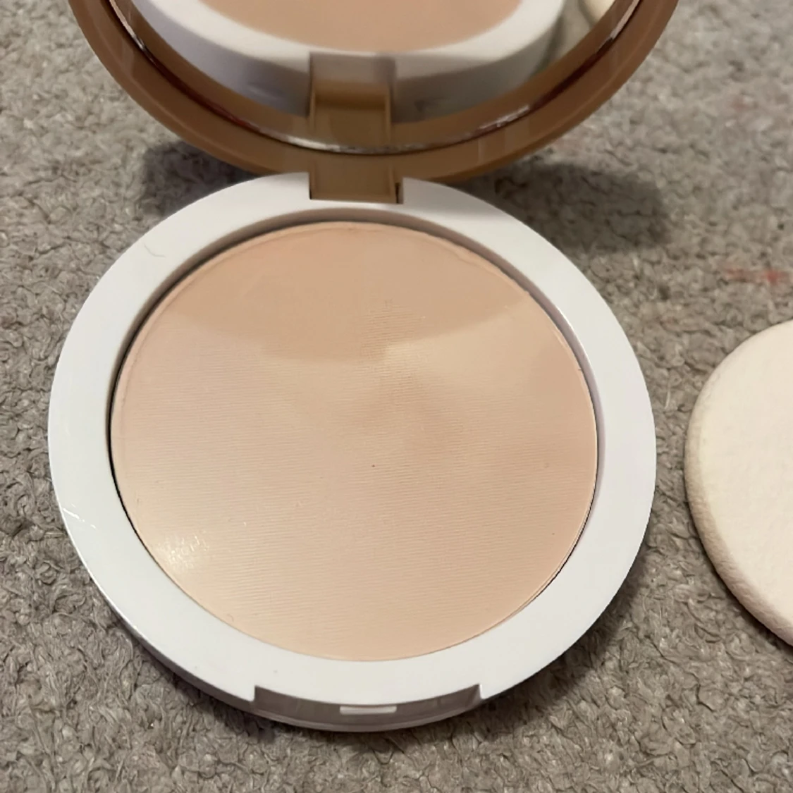 Longwear blur puder från Lumene - 91