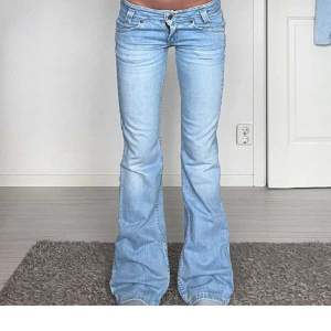 Säljer mina jeans från lee i storlek 34 då dom inte kommer till användning 