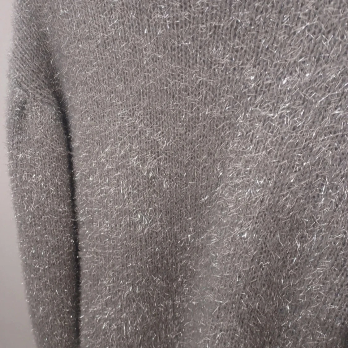 Glittrig tröja storlek xs h&m - 90