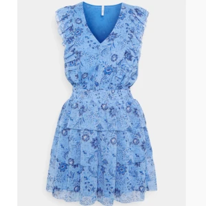 Pepe jean klänning - Superfin somrig klänning från märket Pepe Jean🌸 bara att skriva vid eventuella frågor🤗